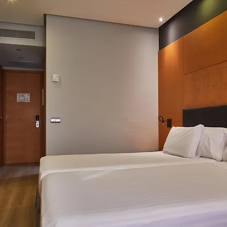 Silken Al-andalus Palace Hotel 4*