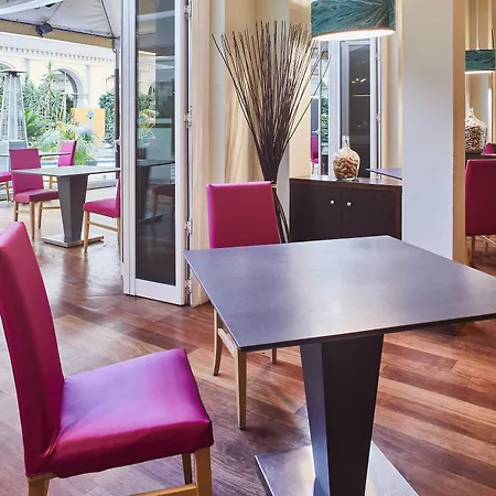 Silken Al-andalus Palace 4* Seville